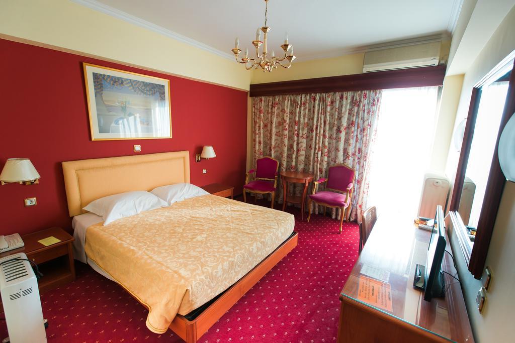 Grand Hotel 라리사 외부 사진