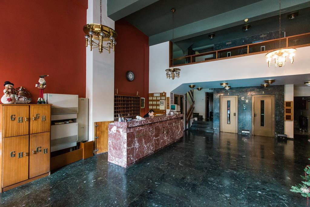Grand Hotel 라리사 외부 사진