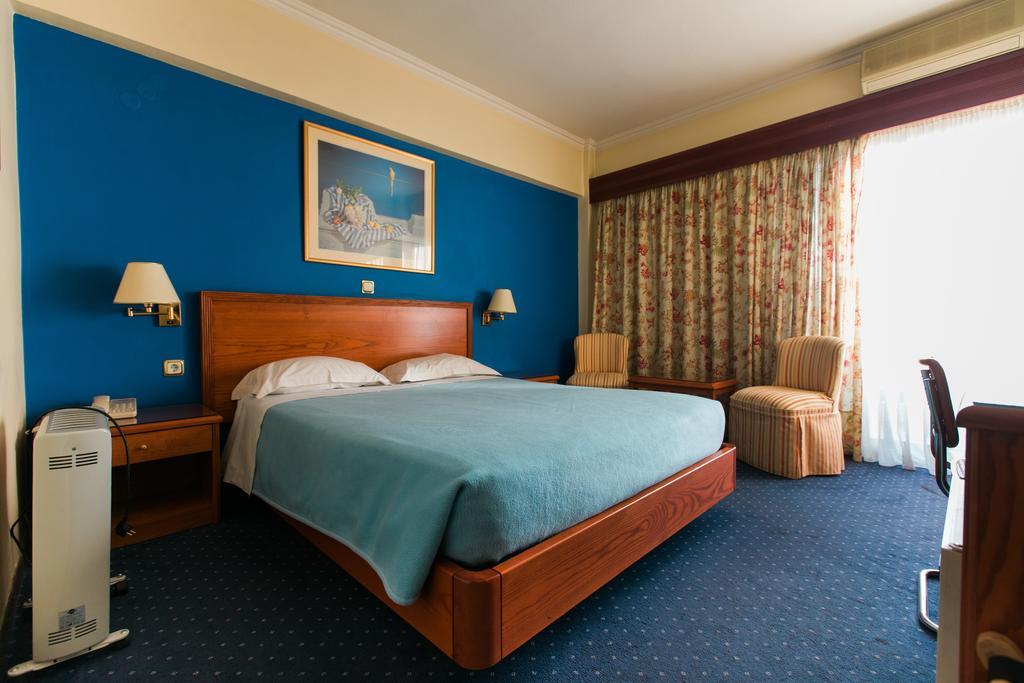 Grand Hotel 라리사 외부 사진
