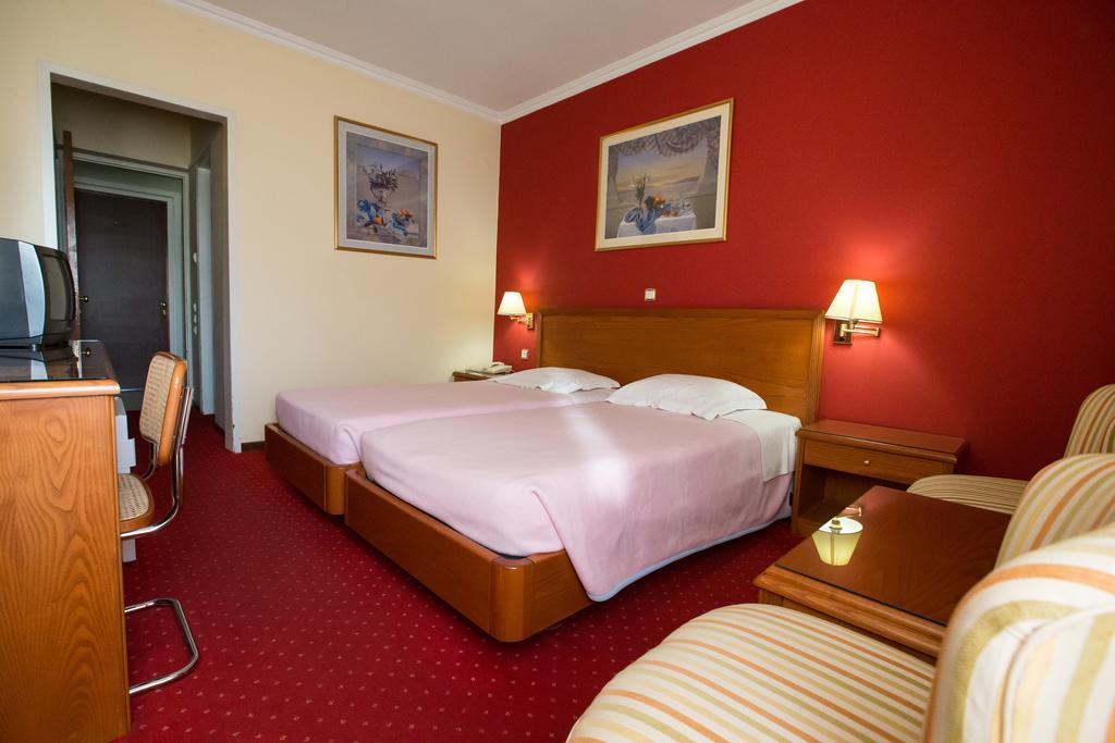 Grand Hotel 라리사 외부 사진