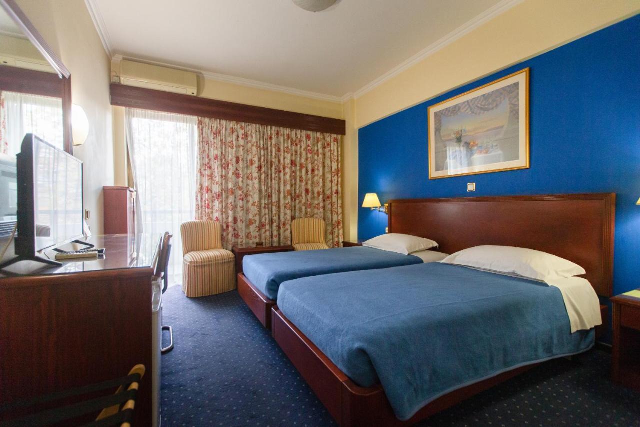Grand Hotel 라리사 외부 사진